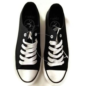 Black Insekta Lace Up Canvas Sneakers NWT Sz -7.5M